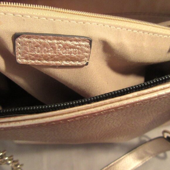 Original LUCA FERRI Jet Set Chain Top Zip Multifunction Tote, Color Pale Gold - Picture 5 of 7